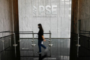  PSEi climbs to 6,500 level as rate cut bets grow