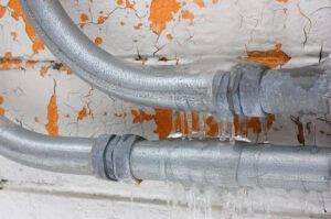  Keep Your Pipes From Freezing This Winter with These Simple Tips
