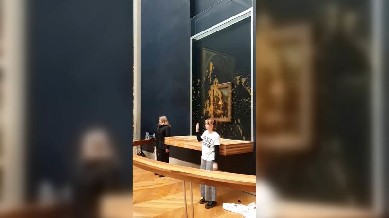  Protesters hurl soup at the Mona Lisa painting in Paris