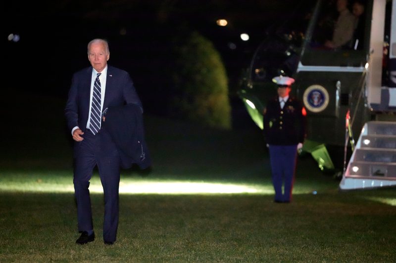  Biden holding private meetings at White House to reassure supporters