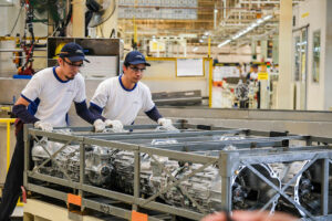  Factory activity growth slows in Dec.