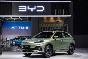  BYD overtakes Tesla as world’s top electric vehicle manufacturer