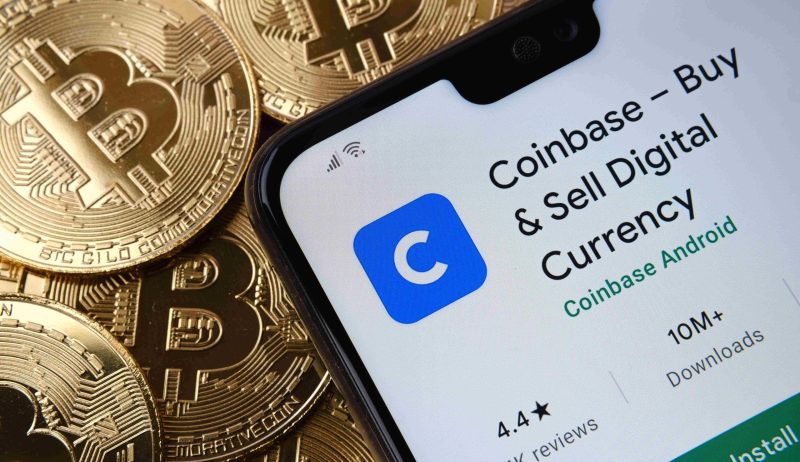  Breaking: Coinbase Crashes, Sparking Bitcoin Bull Run Hopes as Market Remembers Past Surges