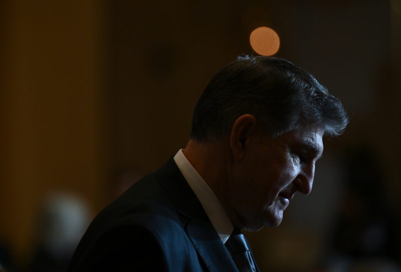  Joe Manchin announces he won’t run for president, ending months of speculation