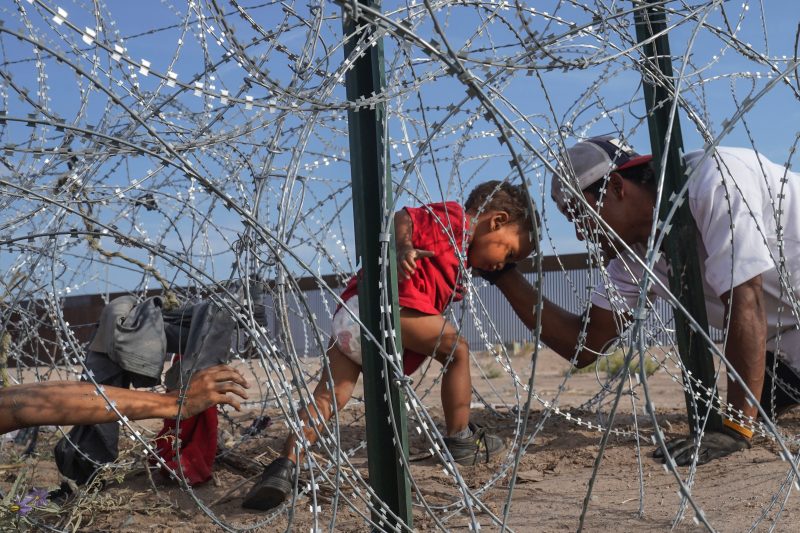  Biden and Trump jockey for an edge amid the rubble of the border deal