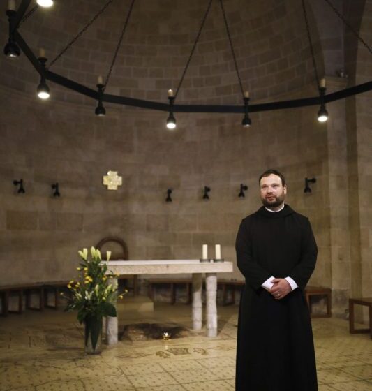  Ultra-Orthodox man seen spitting at Christian priest in Jerusalem