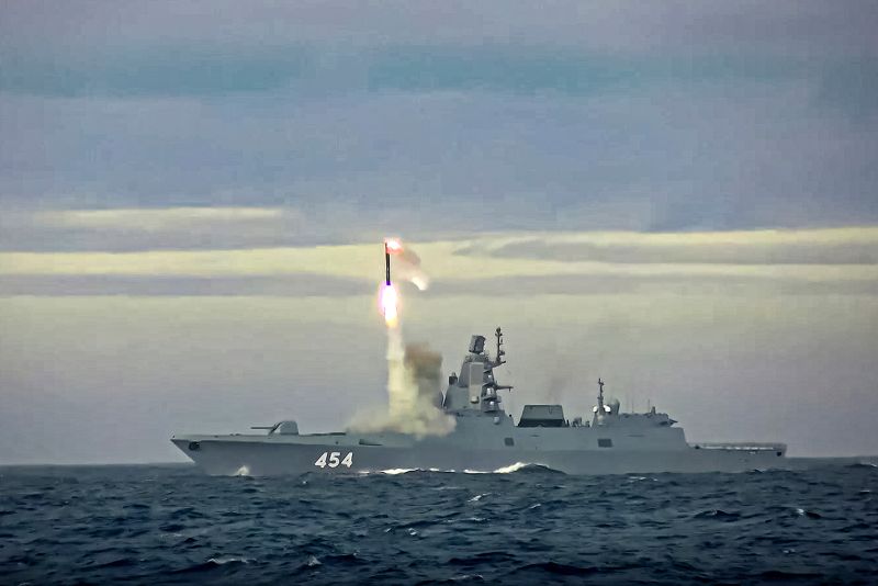  Russia used an advanced hypersonic missile for the first time in recent strike, Ukraine claims