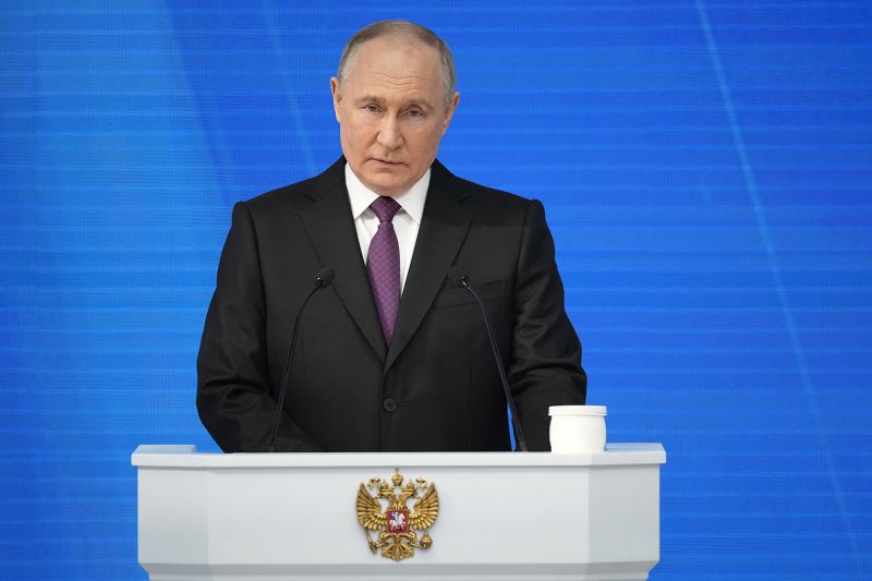  Putin says West sending troops to Ukraine could lead to nuclear war