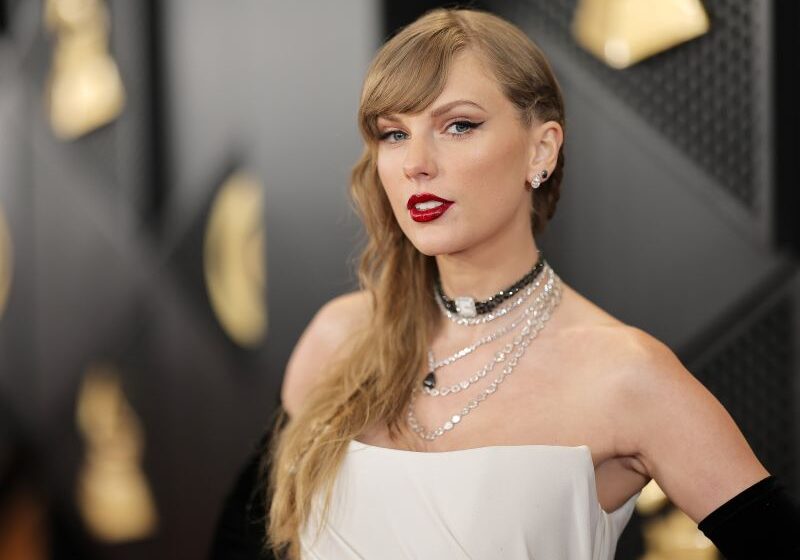  Photographer accuses Taylor Swift’s father of assault in Australia