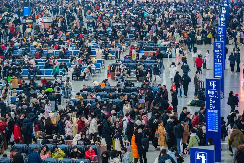  China gears up to ring in Year of the Dragon with expected record 9 billion trips