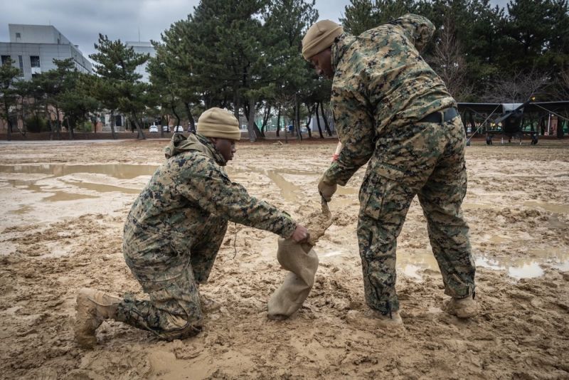  South Korea and US begin large annual military drills with eye on North Korea