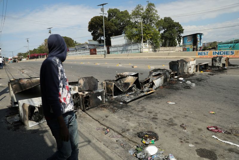  Haiti extends state of emergency as intruders break into key port terminal