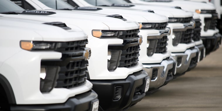  GM expands North America recall for potentially faulty tailgates to 820,000 trucks