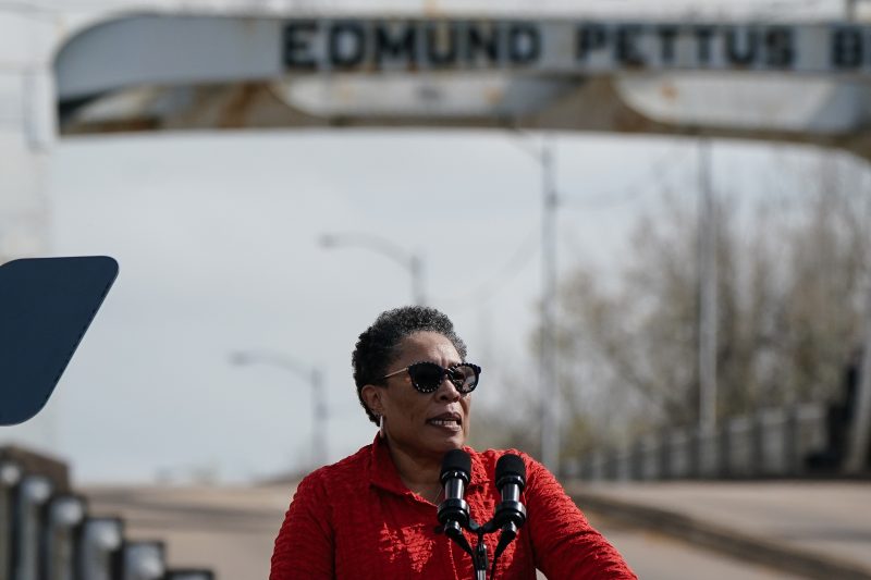  Marcia Fudge to step down as HUD secretary at end of month