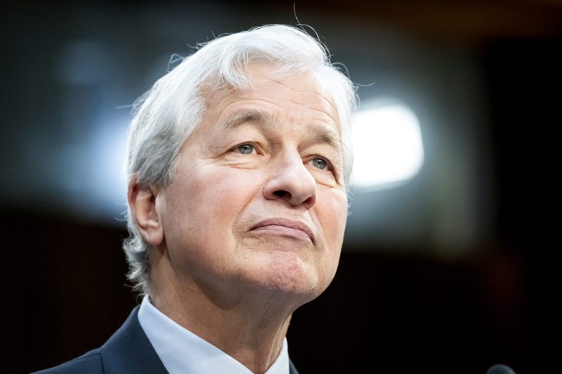  JPMorgan CEO Jamie Dimon hopes for soft landing for U.S. economy but says stagflation is possible