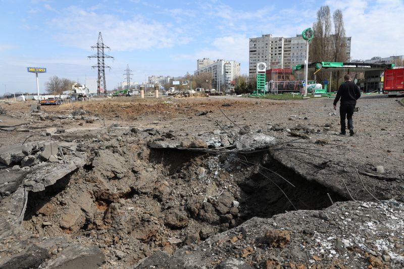  At least seven dead in two Russian strikes on Ukraine’s second largest city Kharkiv