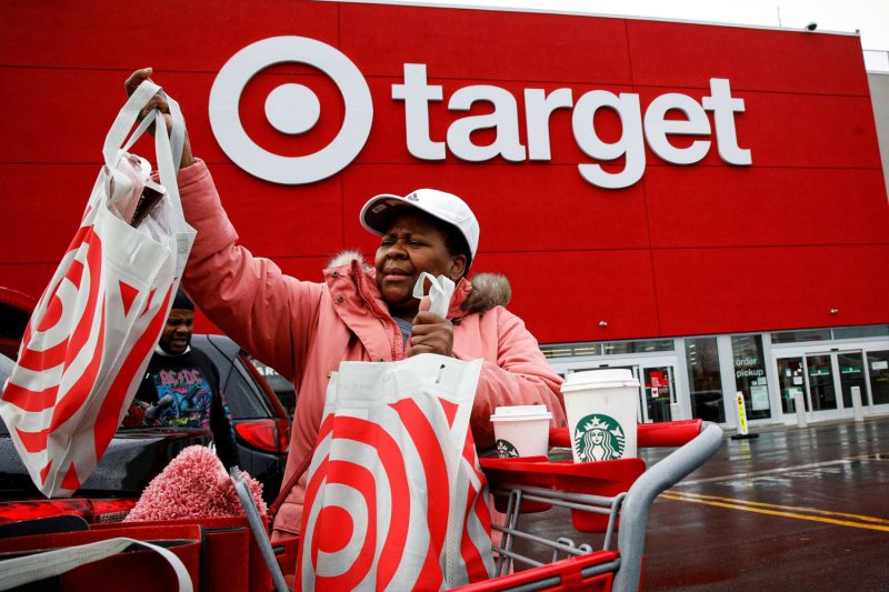  Target lowering prices on 5,000 frequently bought items