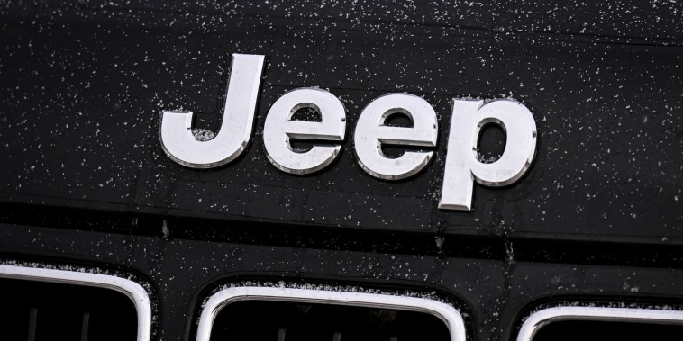  Stellantis CEO says $25,000 Jeep EV coming to the U.S. ‘very soon’