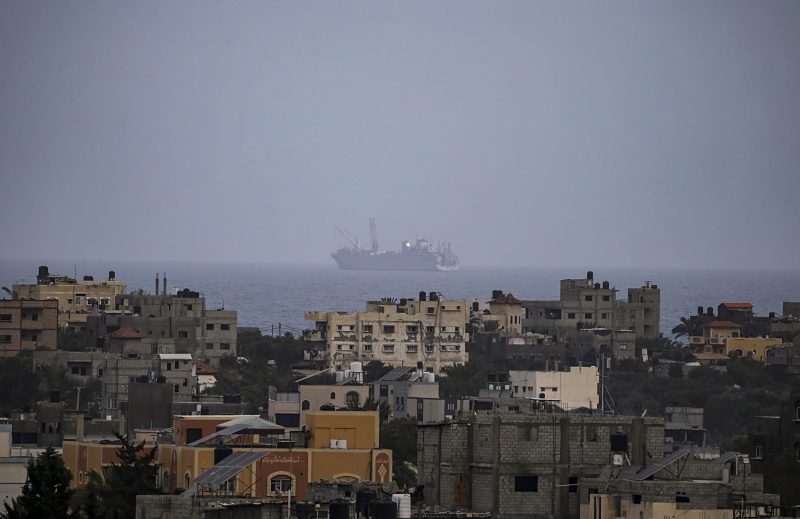  Pentagon says Gaza pier anchored, but U.N. casts doubt on distribution