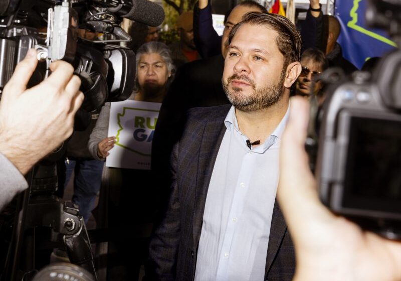  The moderate reinvention of Ruben Gallego, Senate hopeful in Arizona