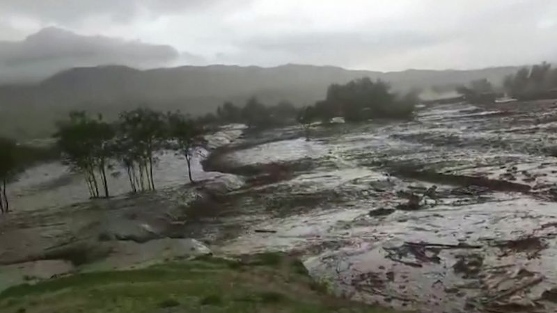  Children pulled from mud as hundreds die in severe flooding in Afghanistan