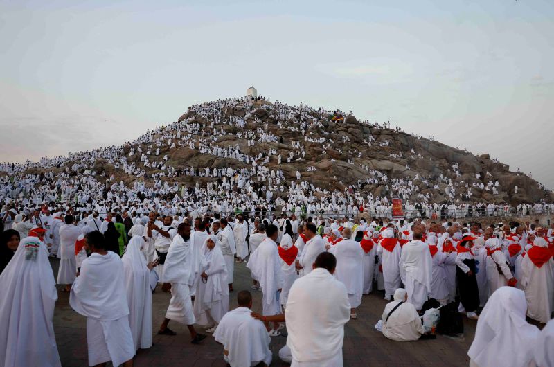  ‘We are happy he’s buried in Mecca,’ says daughter of man who died in Hajj heat wave