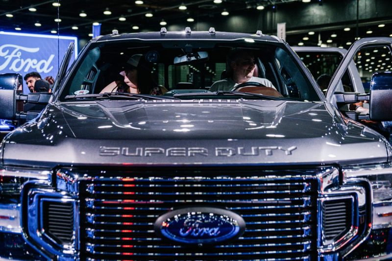  Ford to spend $3 billion to expand large truck production to a plant previously set for EVs