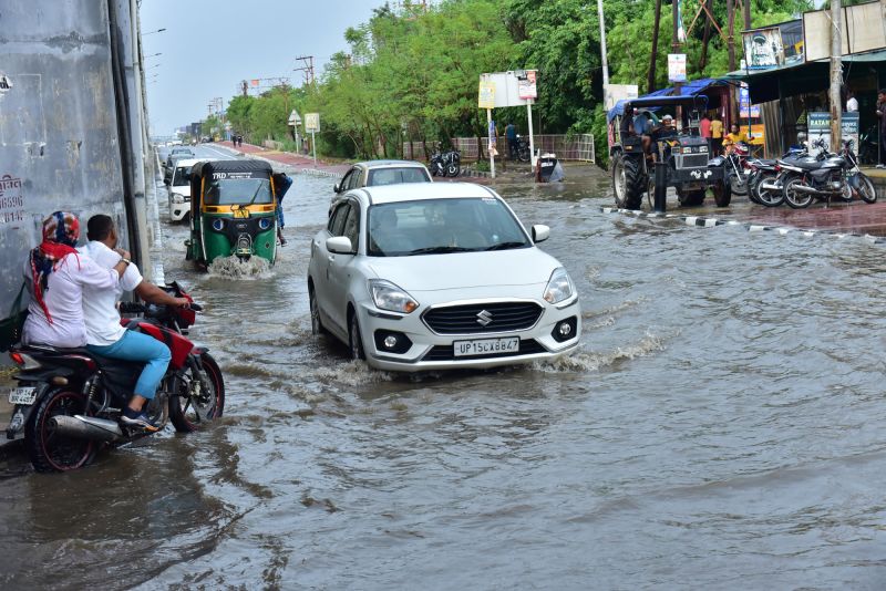  Delhi suffers extreme weather whiplash as heat waves give way to record rain and deadly flash floods