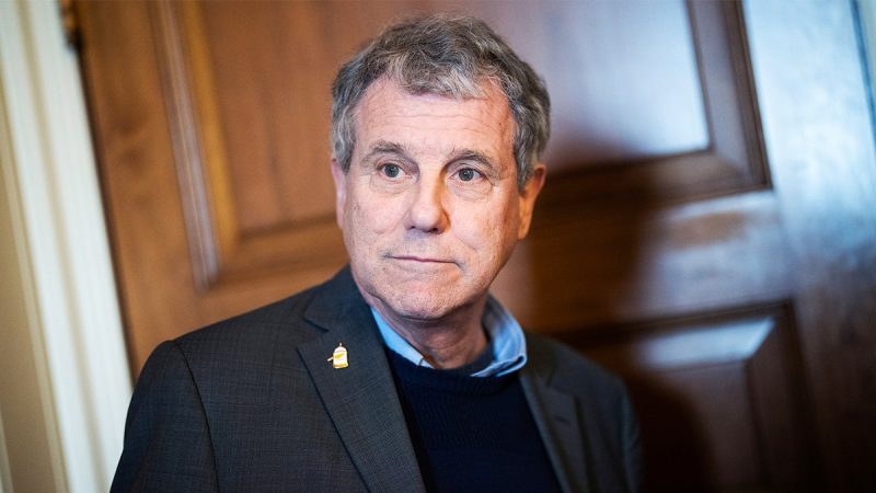  Ohio Democrat Sen. Sherrod Brown urges Biden to end campaign