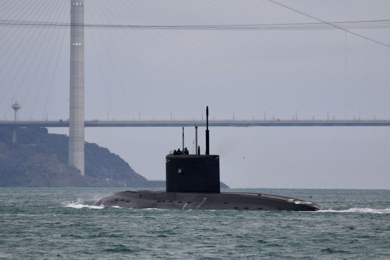  Russian submarine sunk in Crimean port, Ukraine claims