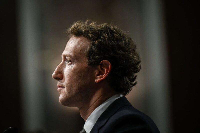  Lawmakers ask Mark Zuckerberg to show how Facebook, Instagram are addressing illicit drug ads