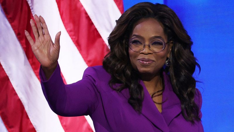  Oprah Winfrey makes surprise DNC appearance to rail against man she once considered running for office with