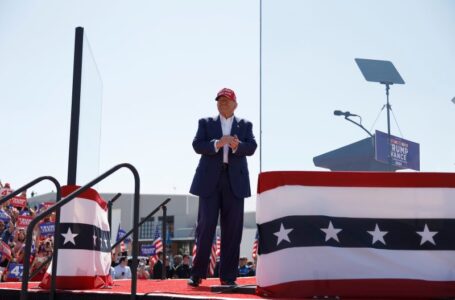 Trump avoids talking about embattled Mark Robinson at N.C. rally