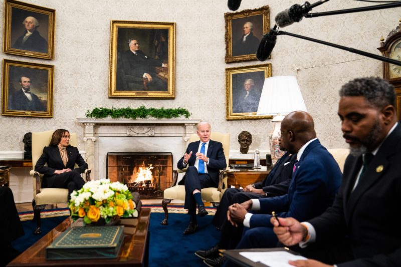  Harris and Biden to address Black leaders amid battle for voters of color