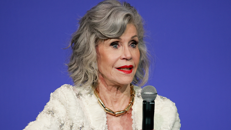  ‘Orange Man’ Trump will jail protesters, Jane Fonda claims at Harris event for overseas voters