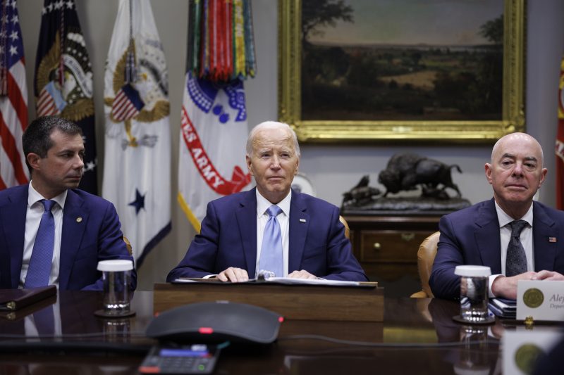  Biden works to limit conflict as Mideast edges closer to all-out war