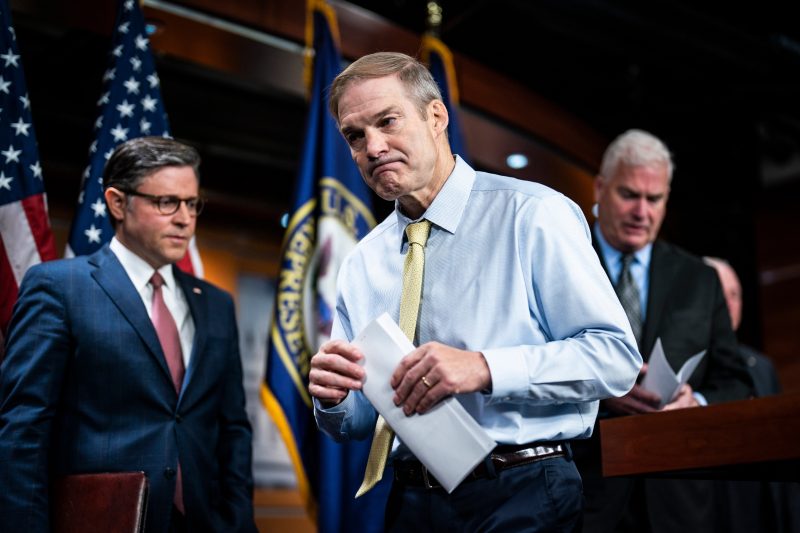  Rep. Jim Jordan angles to lead a possible House Republican minority