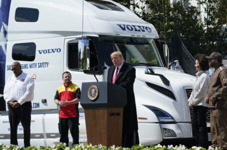 Bulk of truckers back Trump and are wary of a Harris presidency, says big-rig big shot