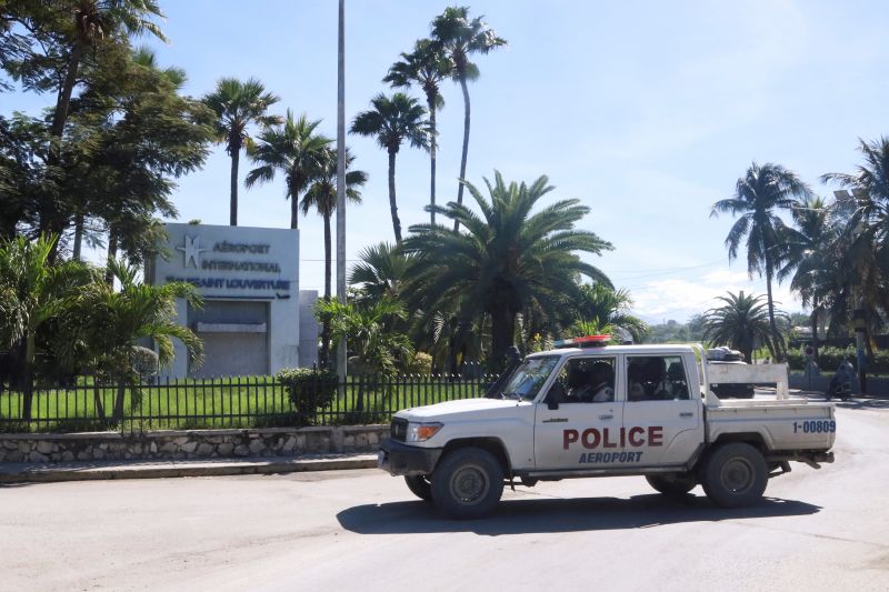  Doctors Without Borders halts operations in Haiti’s capital, citing police threats