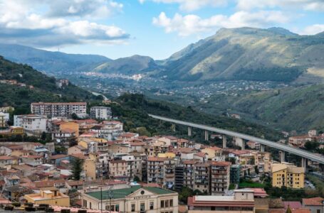 Horse’s head and pregnant cow used in ‘barbaric’ mafia threat in Sicily