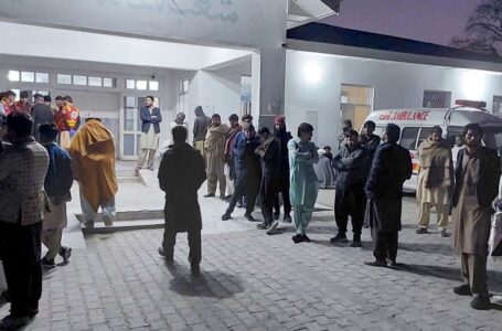 At least 42 killed as gunmen open fire on vehicles carrying Shiites in northwest Pakistan