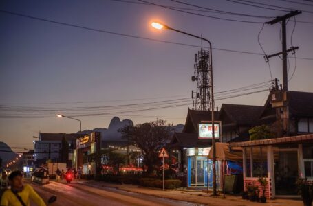 Australian backpacker dies as countries warn of suspected methanol poisonings in Laos