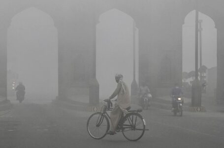 Toxic smog in Pakistan is so bad you can see it from space