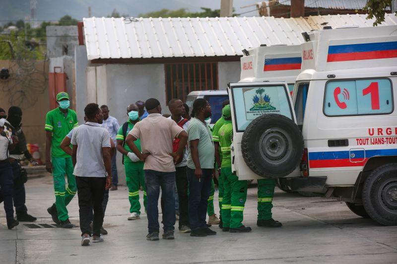  Haiti gang attack on journalists covering a hospital reopening leaves 2 dead, several wounded