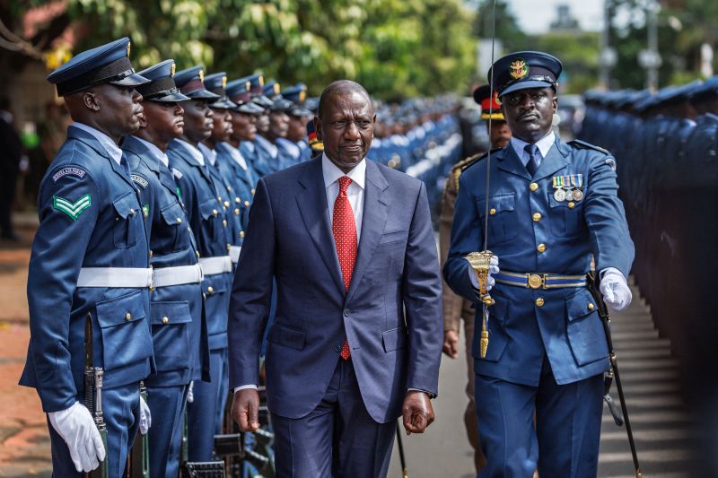  Kenya’s president promises to stop abductions following wave of disappearances