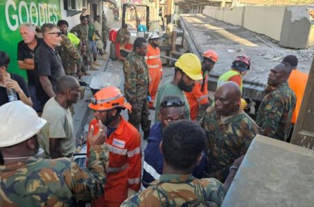 Vanuatu searches for earthquake survivors with no water as death toll expected to rise