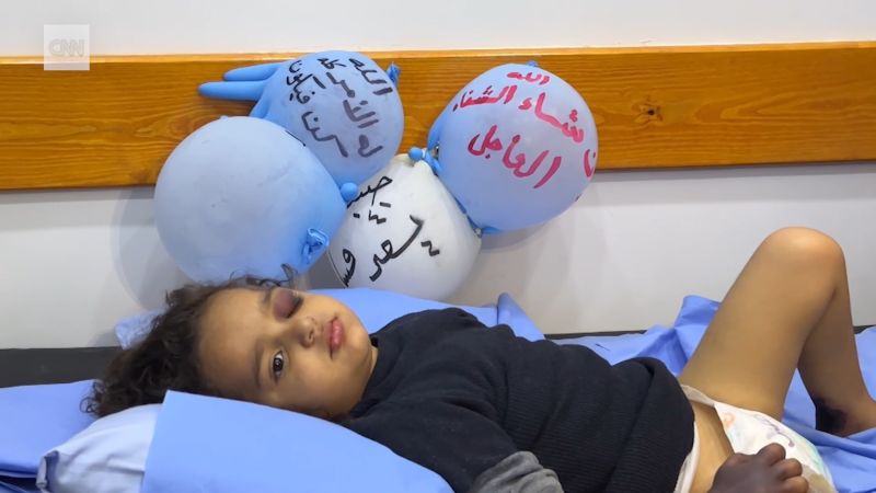  This toddler has days to live, doctors warn. But Israel has paused her medical evacuation from Gaza