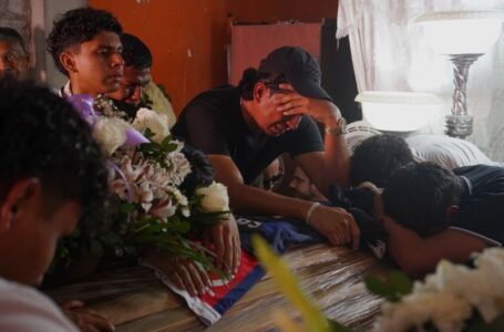 Ecuador orders detention of 16 air force members over disappearance of 4 children