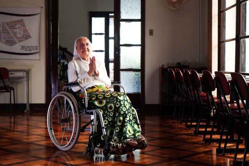  A soccer-loving nun from Brazil tops list of world’s oldest living person at nearly 117