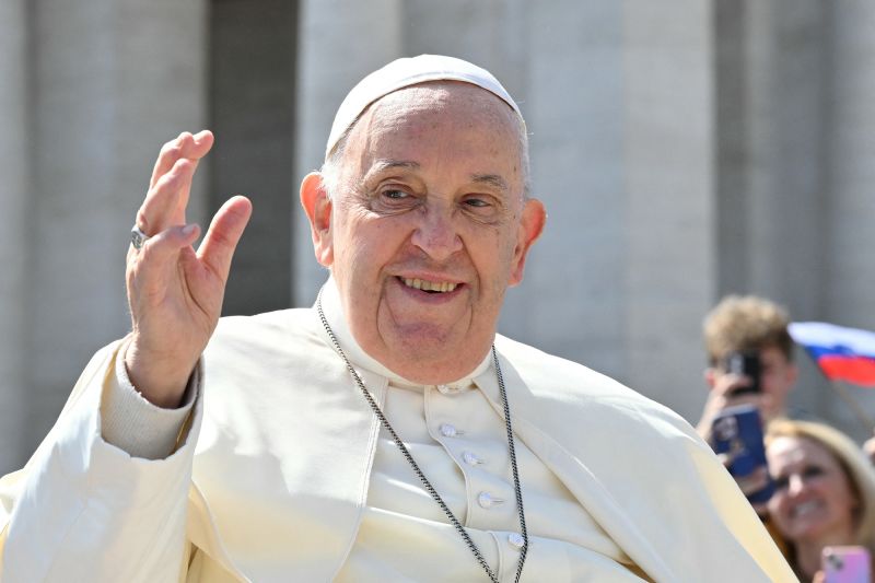  Pope Francis tells in memoir how documents on abuse and corruption cases were handed to him